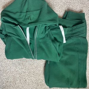 Lululemon green scuba sweat set